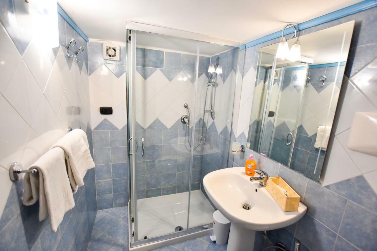 Beb Maryposa Appartment 나폴리 외부 사진