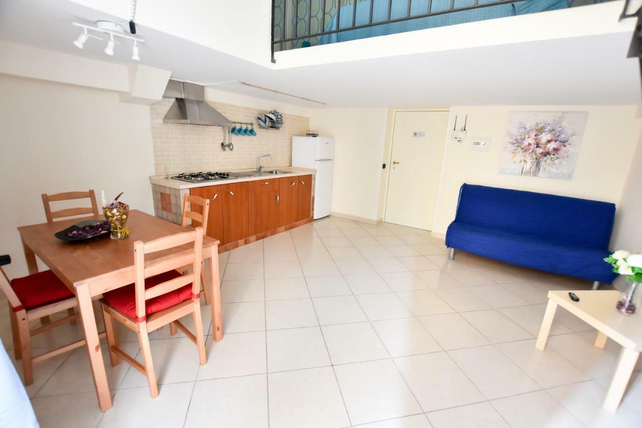 Beb Maryposa Appartment 나폴리 외부 사진